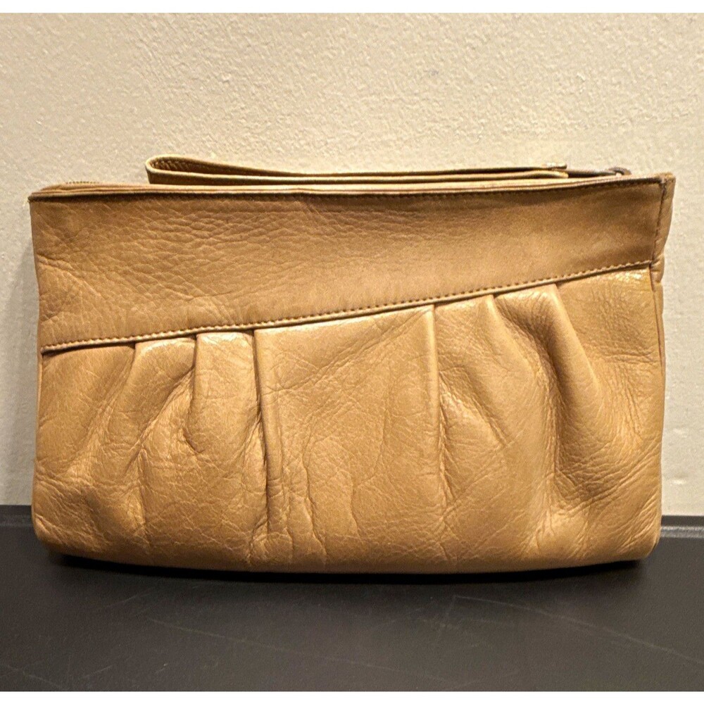 Levi's Tan Zip Clutch Wristlet Bag Lined Inner Pockets Solid Rectangle